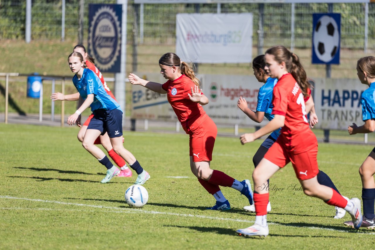 Bild 56 - wBJ TuS Rotenhof - Holstein Kiel : Ergebnis: 1:4